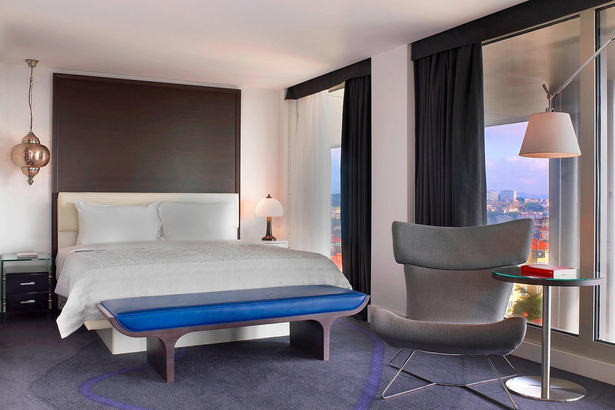 Le Meridien Istanbul Etiler Клубный люкс, 1 двуспальная кровать «Кинг-сайз», для некурящих (Loft Suite with Terrace)