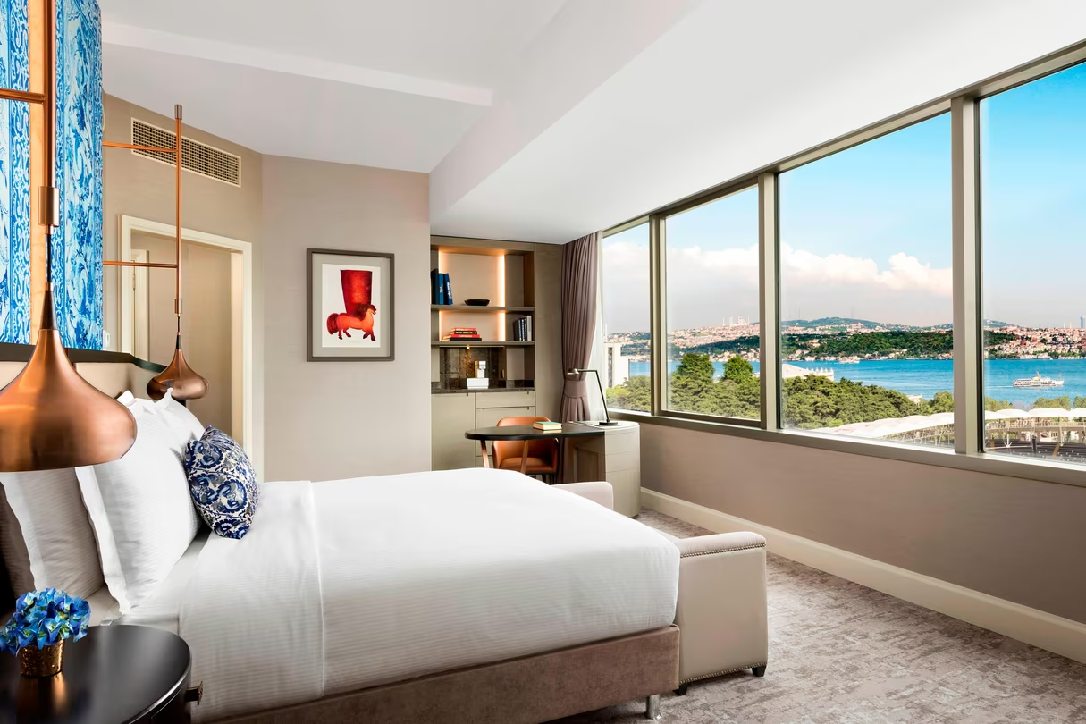 The Ritz-Carlton, Istanbul Номер с прямым видом на Босфор, 1 двуспальная кровать «Кинг-сайз»