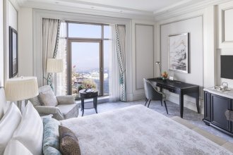 Shangri-La Bosphorus, Istanbul Deluxe King Room