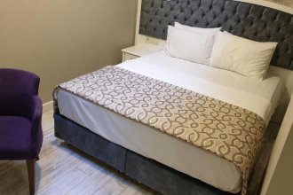 The Meretto Guest Room